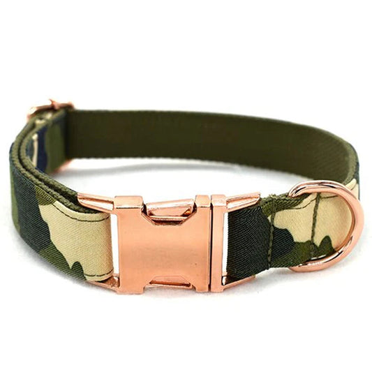 Trendy Camouflage Set for pets with a stylish collar and D-ring.