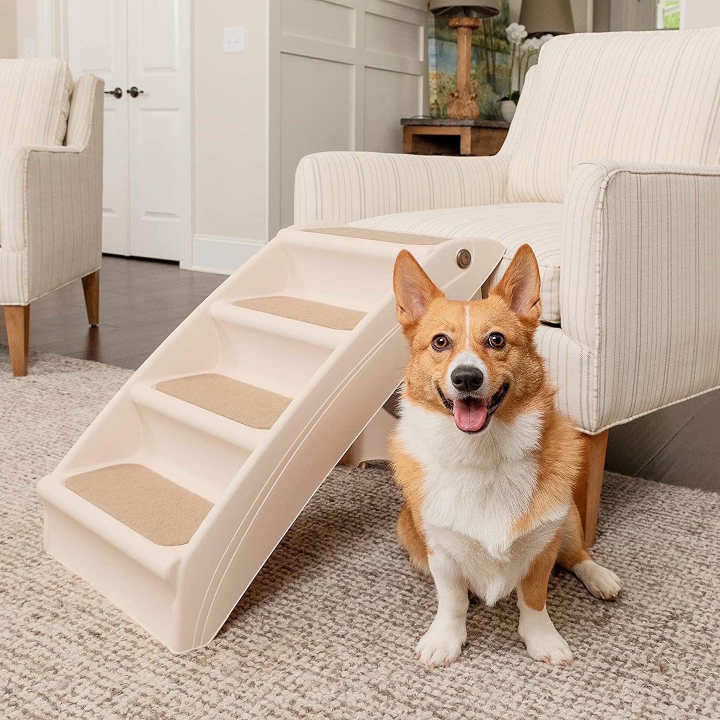 Keep your furry friends happy and mobile with our Folding Pet Steps - Perfect for indoors and outdoors! 🐾✨